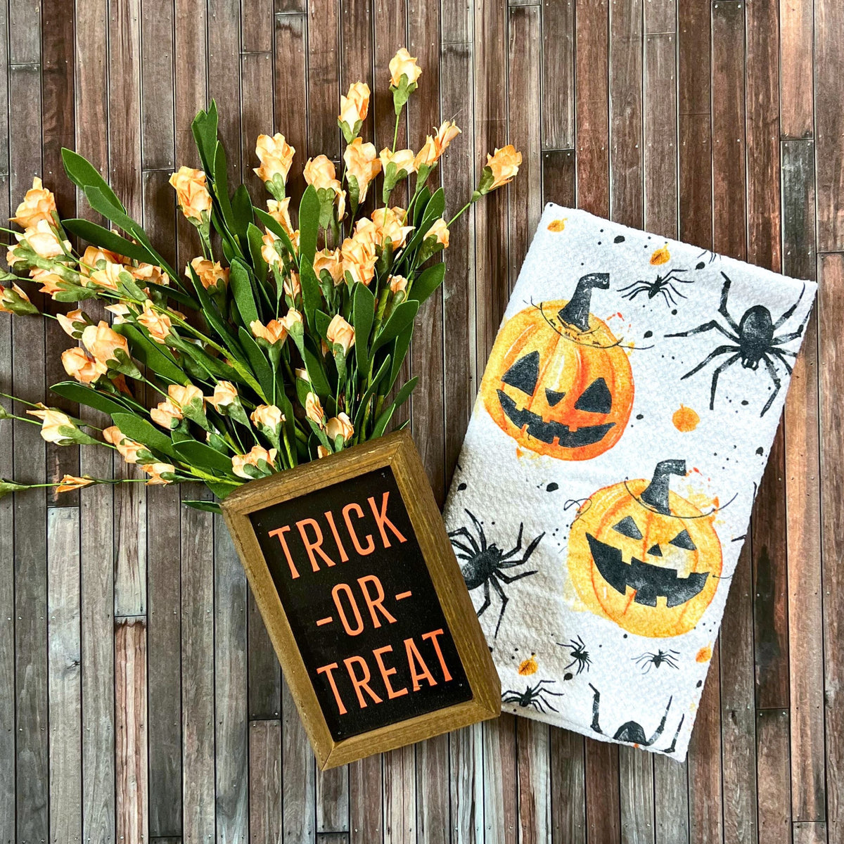 Orange Fall Pumpkin With Spiders Halloween (Pack Of 2 - $6.95 Ea. Towel) - WFL005