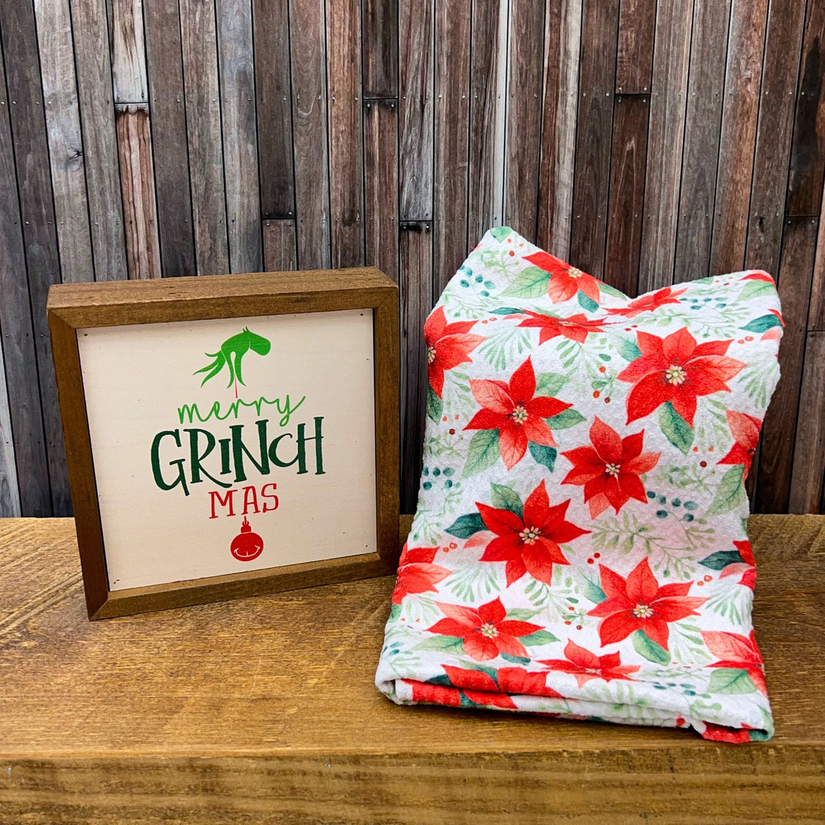 Christmas Poinsettia (Pack Of 2 - $6.95 Ea. Towel) - WFL011
