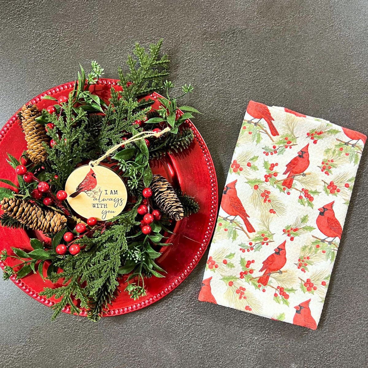 Red Cardinal Pattern (Pack Of 2 - $6.95 Ea. Towel) - WFL034