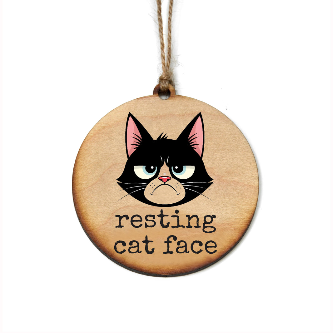 Resting Cat Face - WW169 - 6 Per Pack ( $2.95 Per Ornament)